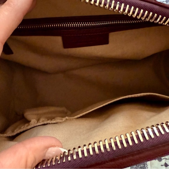 Givenchy Antigona Handbag - Picture 6 of 8